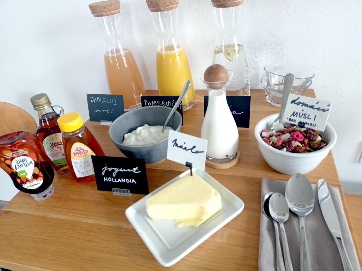 Bed and Breakfast Kafe v obýváku Bítov Exteriér fotografie